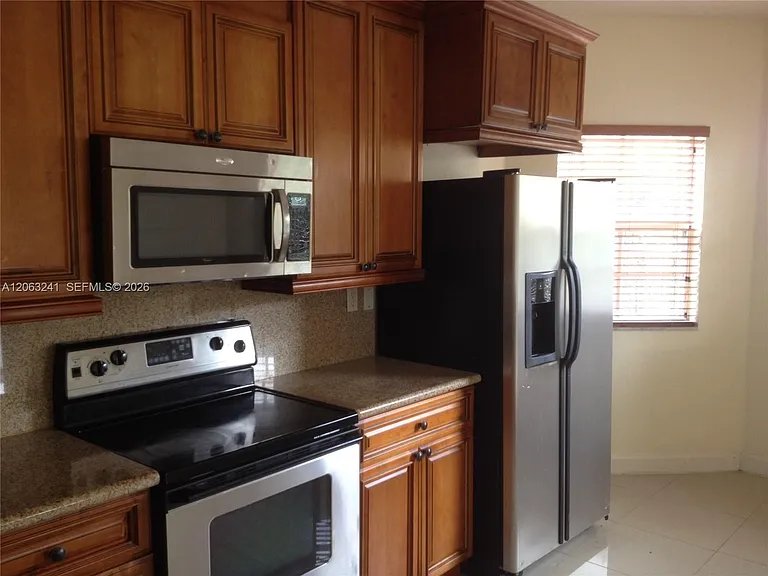 17615 SW 135th Ave — Photo 14