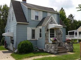 734 E 37th St, Hibbing, MN 55746