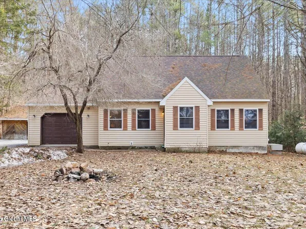 96 Lake Tour Road, Lake Luzerne, NY 12846