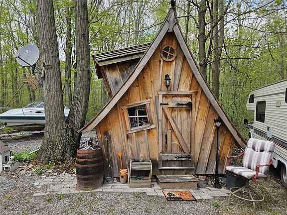 2nd image of 334 Rattlesnake Rd #45