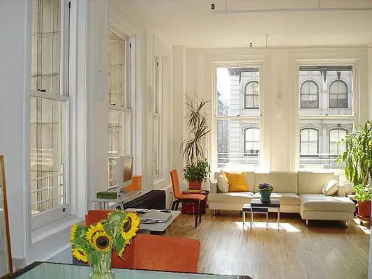 Sold by Sotheby's International Realty | media 12