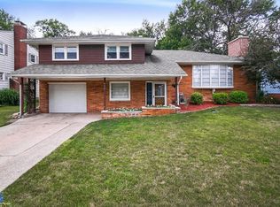 414 Cardinal Dr, Crown Point, IN 46307