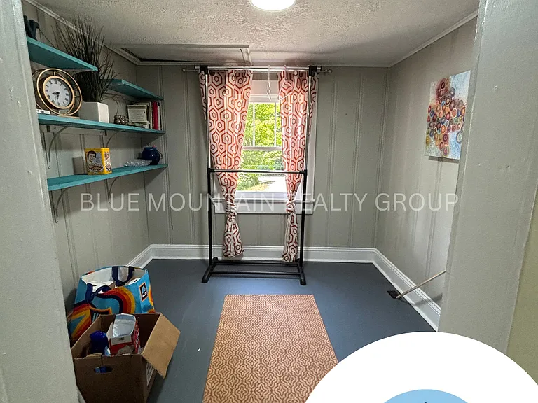 228 Coleman Mountain Rd — Photo 4