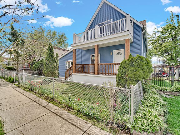 3rd image of 4720 Towle Ave