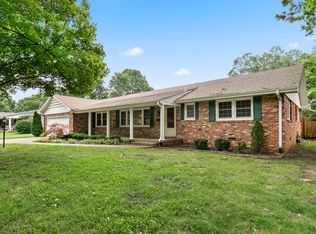 2032 S Cedarbrook Ave, Springfield, MO 65804