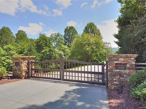 4th image of 527 Overlook Park Dr #78