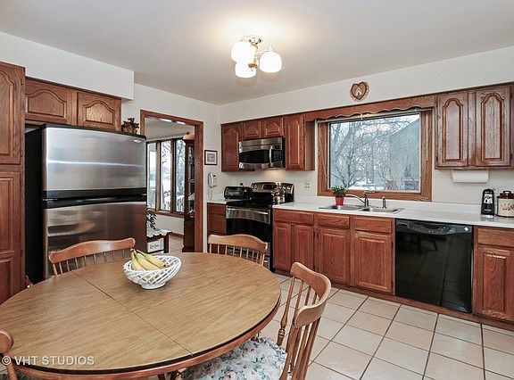 2nd image of 401 Seafarer Dr