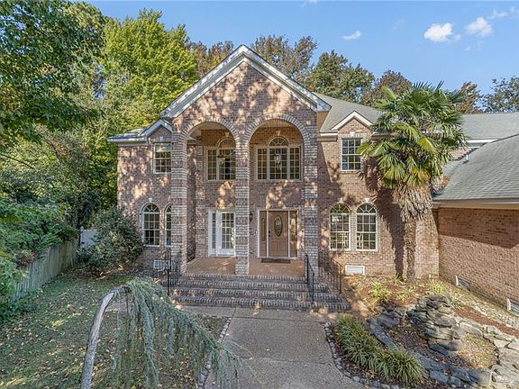 3rd image of 4 Renee Ct