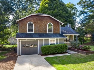 748 Ridge Ave, Stone Mountain, GA 30083