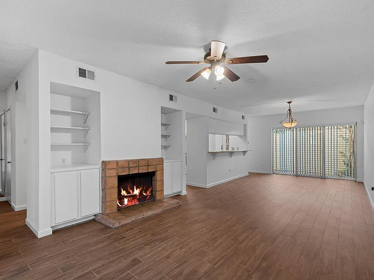 1922 Augusta Dr #1/16 — Photo 12