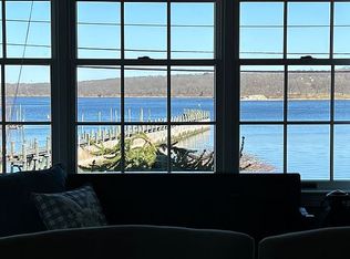 3751 Riverside Ave, Somerset, MA 02726