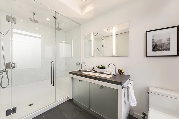 Sold by Compass | media 7