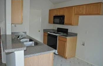 3rd image of 3006 Scenic Glen Dr