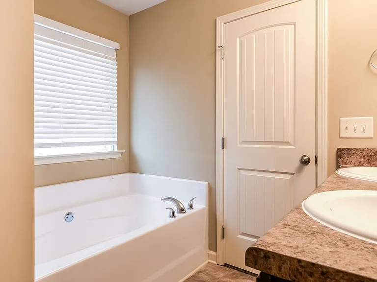 107 Crescent Woode Way — Photo 11