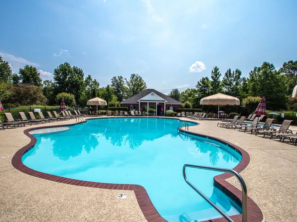 812 Renaissance Ave, Murfreesboro, TN 37129