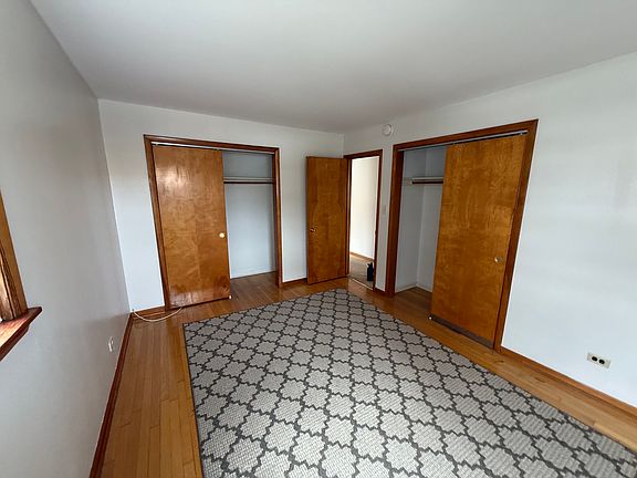 2nd image of 3101 Elm St #C