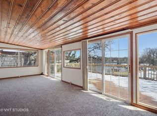 4818 W Wonder Lake Dr, Wonder Lake, IL 60097