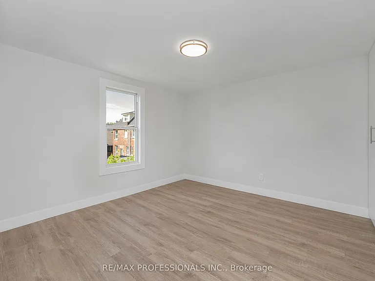388 Wilson St #2 — Photo 11