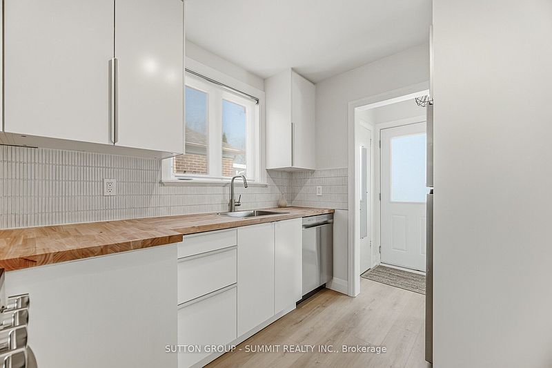 Toronto House for rent - 3 Bedrooms — photo 8