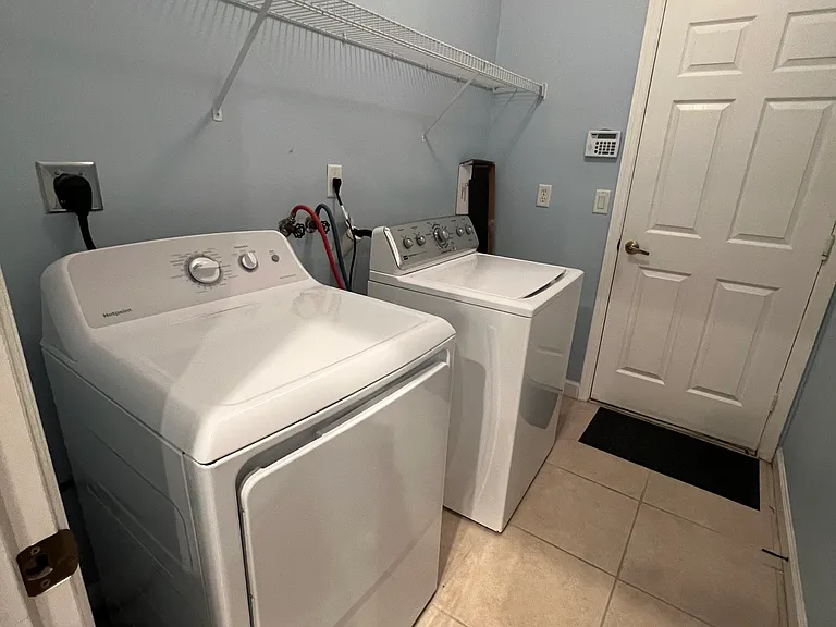 737 S Ocracoke Sq SW — Photo 11