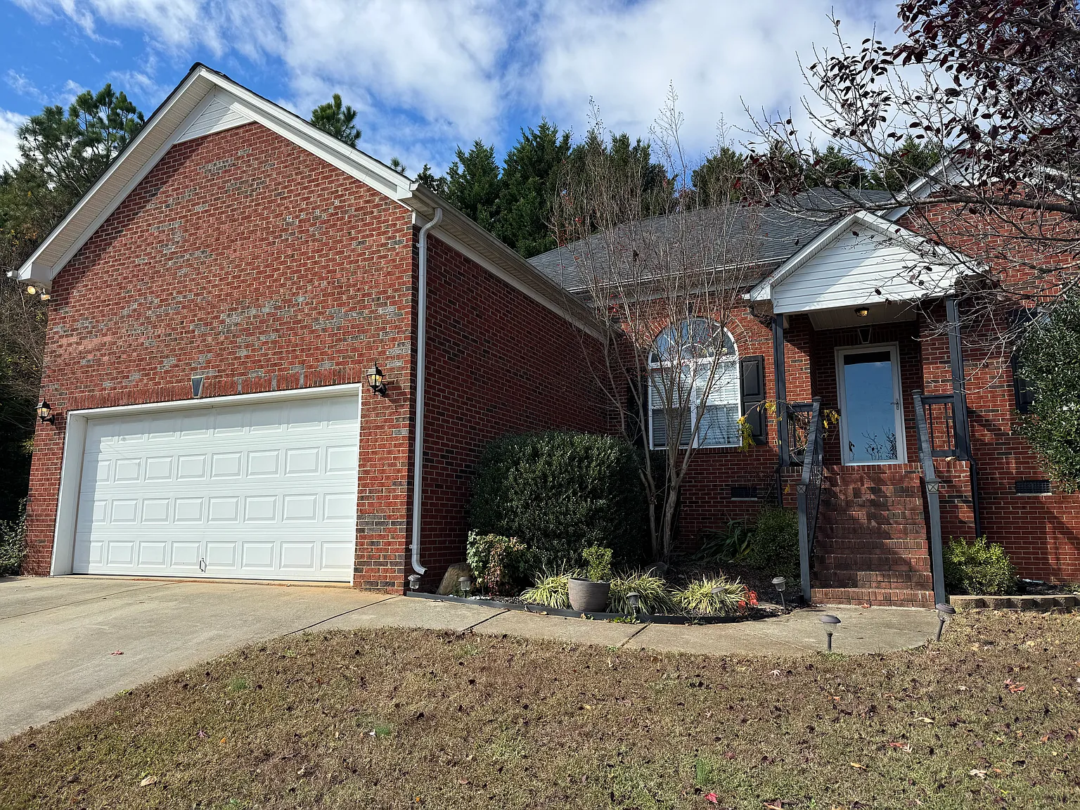 3802 Cassidy Dr — Photo 2