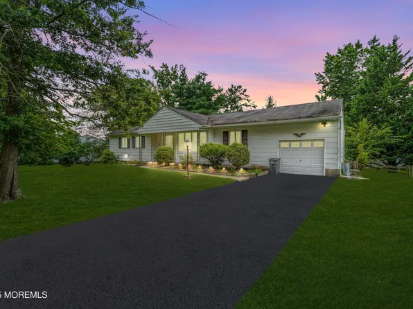 37 Pease Road, Manalapan, NJ 07726