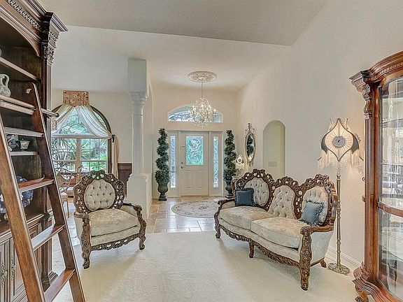 5th image of 4613 Baycedar Ln