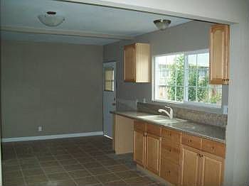 2nd image of 111 2nd St
