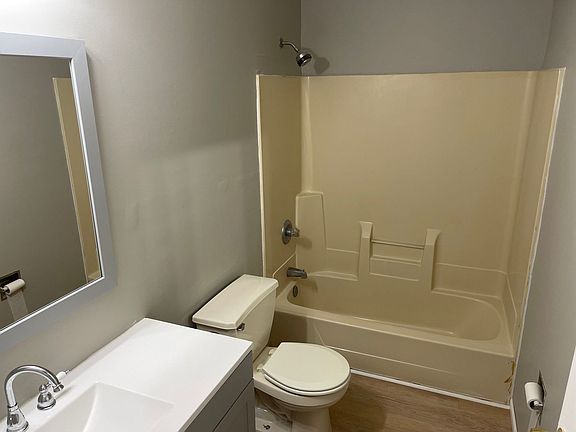 5th image of 923-925 N 8th St #923-04