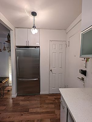 5th image of 336 E 50th St APT 2D