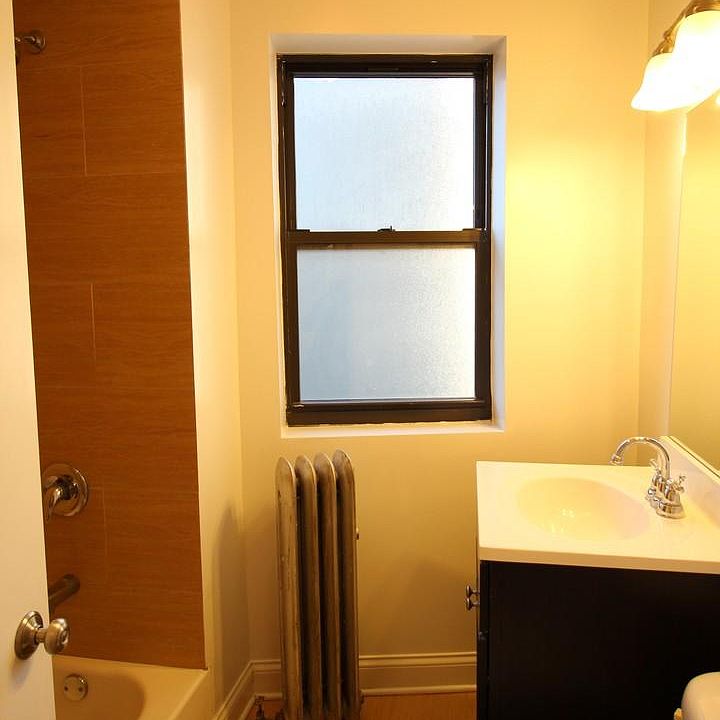 1st image of 1638 W North Shore Ave #2