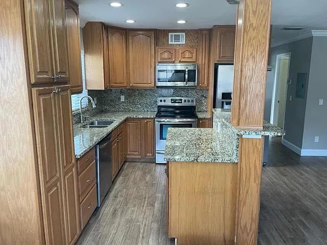 4065 Edgewater Dr #A — Photo 3