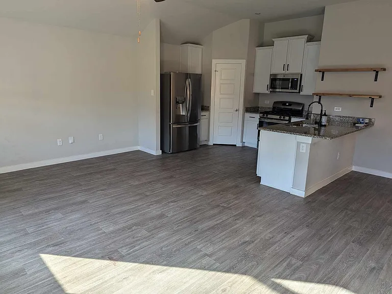 10543 Penelope Way — Photo 7