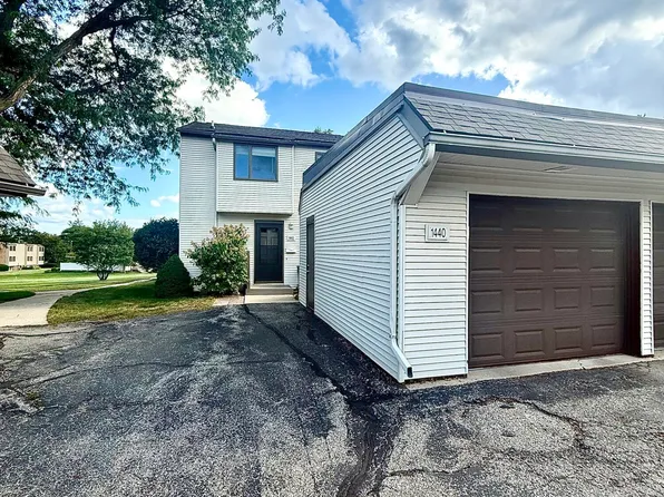 1440 Roxburgh Ave, East Lansing, MI 48823