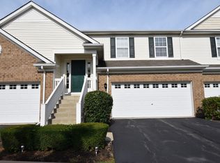 1572 Millbrook Dr, Algonquin, IL 60102