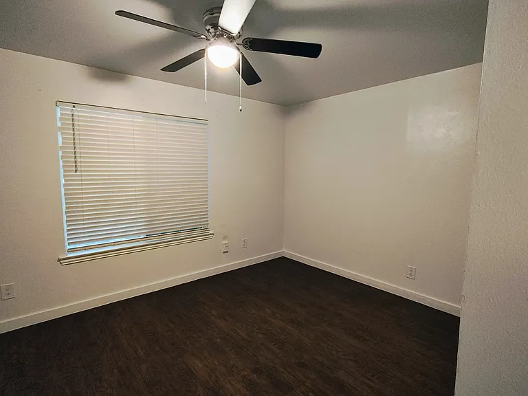 4500 Camp Bowie Blvd #3 — Photo 8