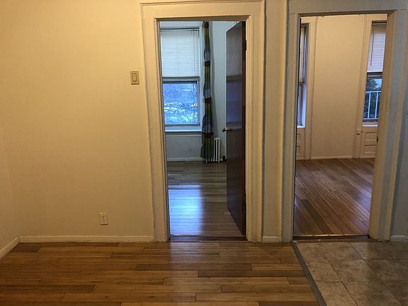5th image of 4313 34th Ave