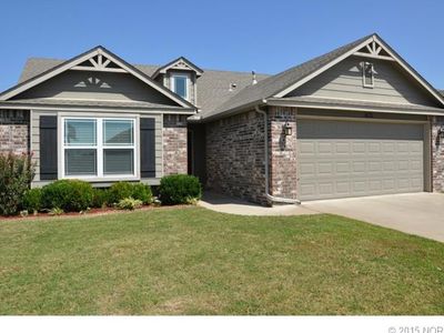 4121 W 105th St S, Jenks, OK, 74037