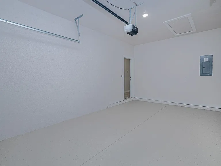 315 San Marco Ave — Photo 29