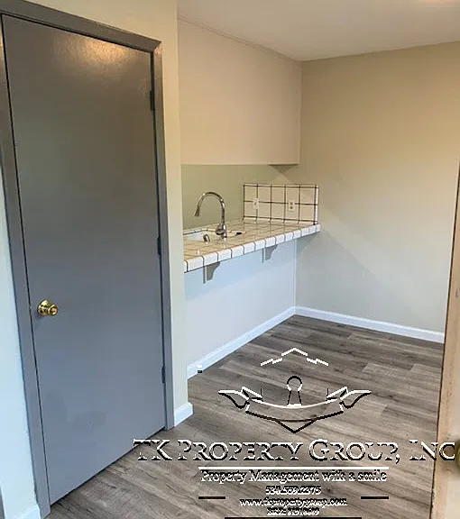 108 Ophir St #F — Photo 4