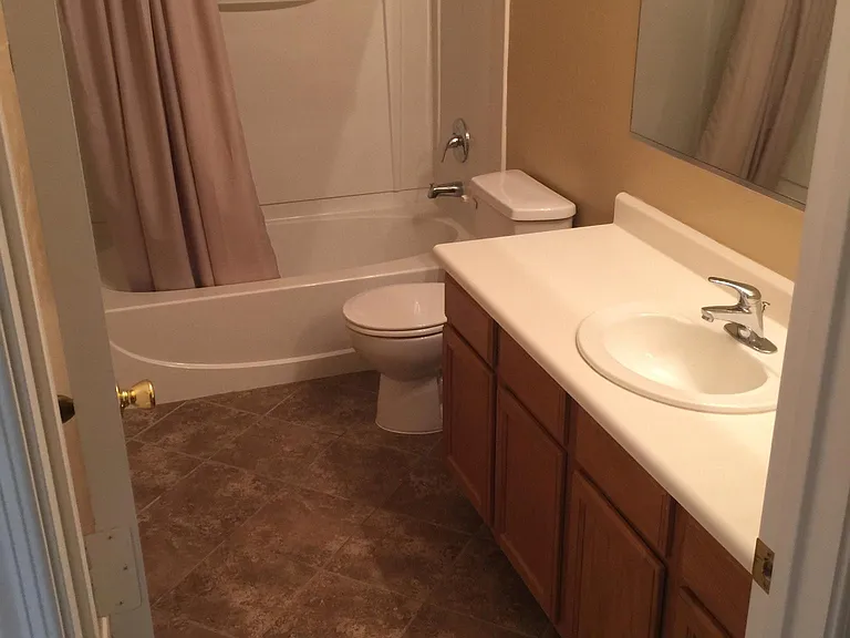 42317 W Oakland Dr — Photo 4