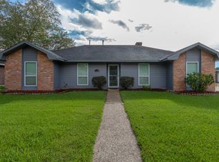 5345 Foxridge Dr, Baton Rouge, LA 70817