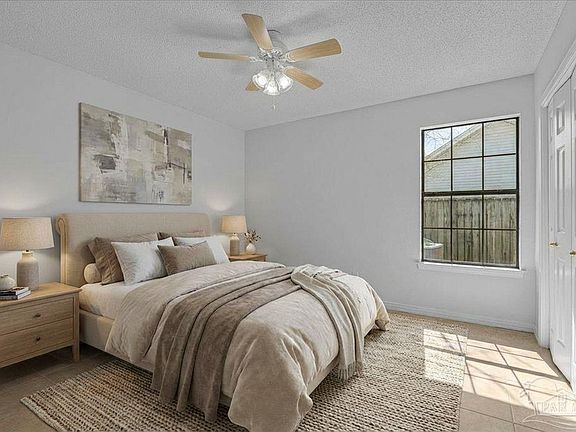 3rd image of 3251 Braxton Cir