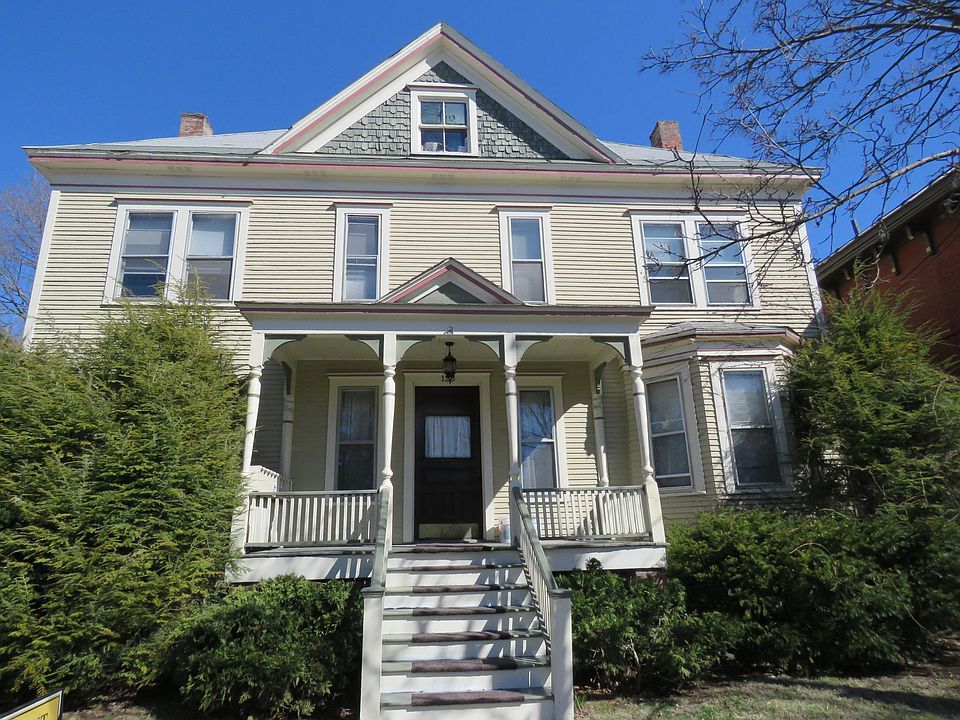 1st image of 125 Church St APT 8