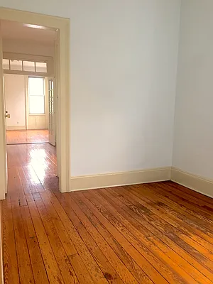 Rented by Capri Jet Realty Corp | media 20