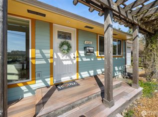 4126 SW 106th St, Seattle, WA 98146