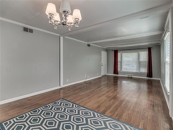 5th image of 2533 Huntleigh Dr
