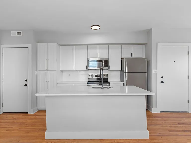 6201 Arsenal through 3051 Clifton — Photo 6