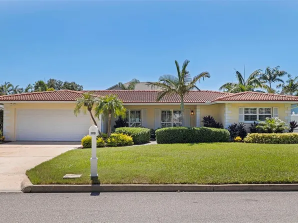 1110 2nd Ave S, Tierra Verde, FL 33715