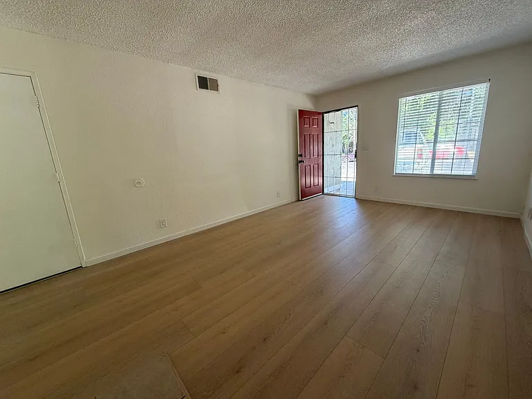 5061 Shell St — Photo 40